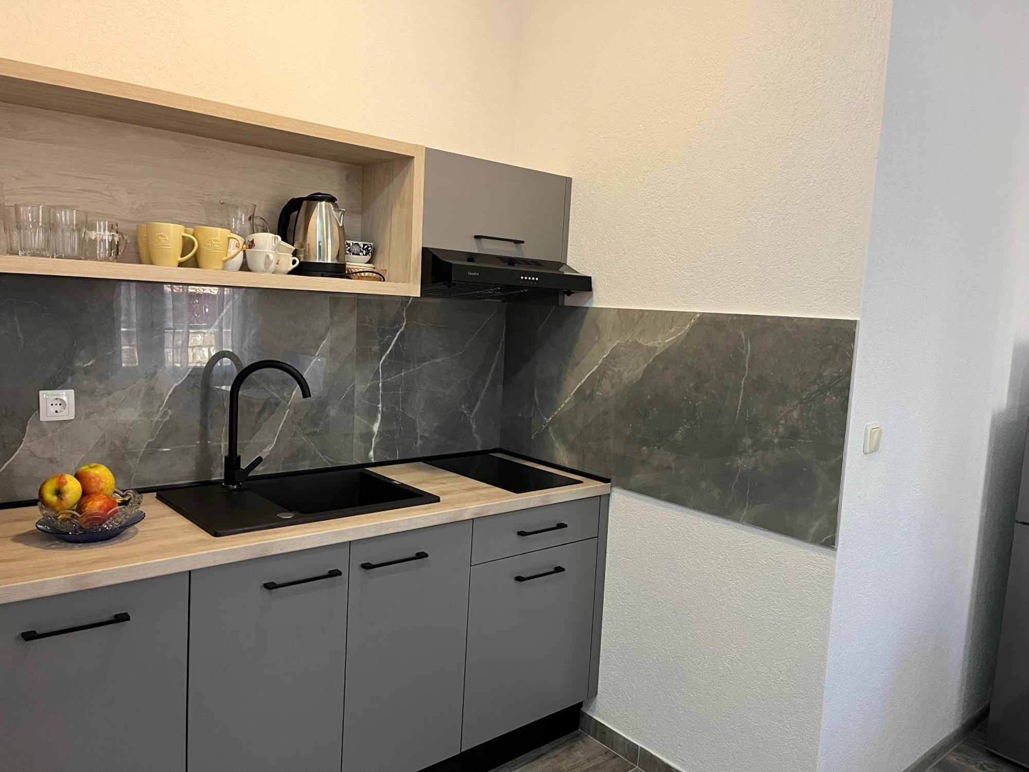 Apartment Makarska M&I, Free Private Parking Экстерьер фото