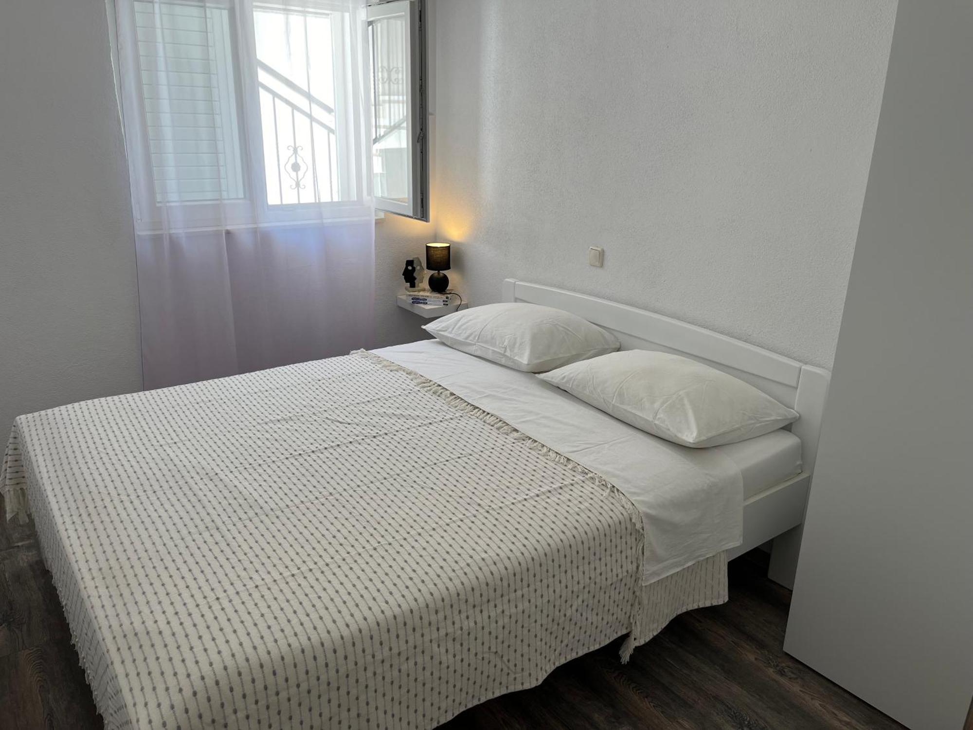 Apartment Makarska M&I, Free Private Parking Экстерьер фото
