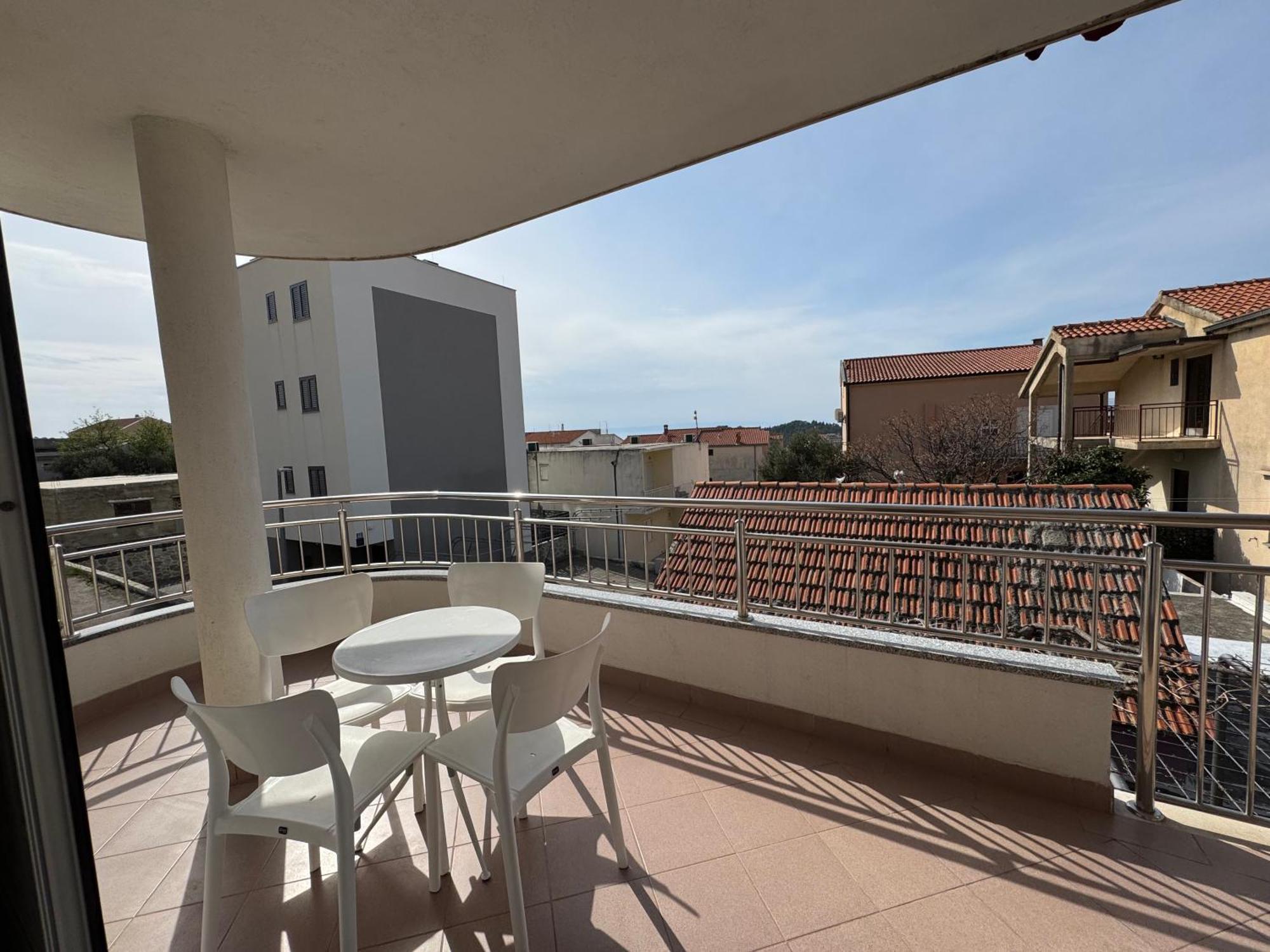 Apartment Makarska M&I, Free Private Parking Экстерьер фото