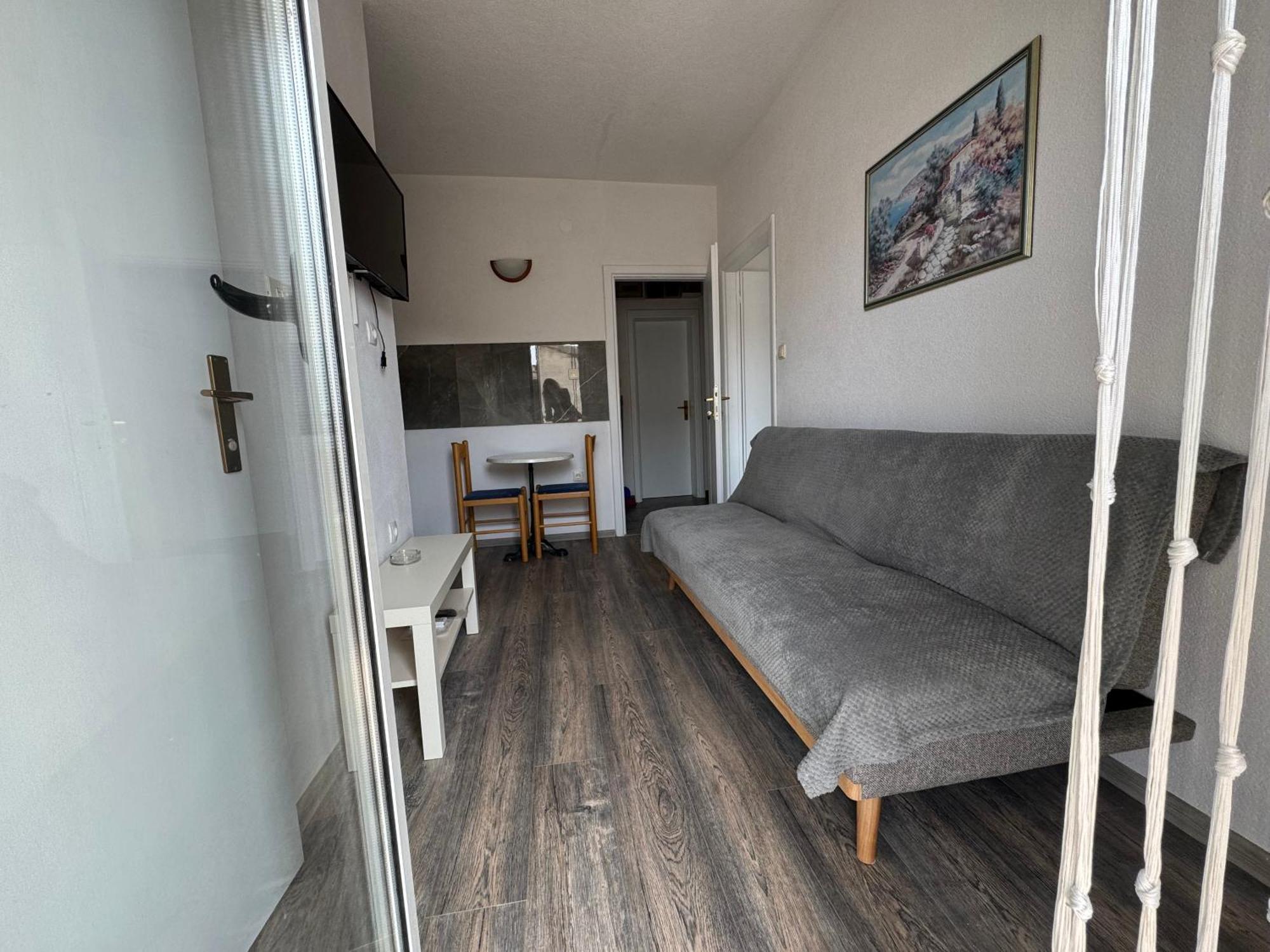 Apartment Makarska M&I, Free Private Parking Экстерьер фото